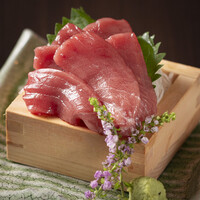 本鮪 赤身刺し
