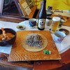 蕎麦+酒＝雲母 - 海老天ぷら丼とお蕎麦のセット