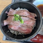 悠流里 - 村上牛炙り丼