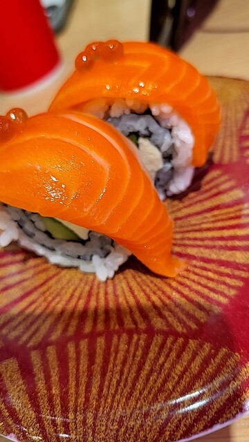 Sushi Dokoro Nagoyaka Tei Ionmo-Ru Sapporo Hassamuten photo 3