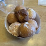 ミスタードーナツ - 料理写真:ドーナッツポップSサイズ313円。