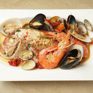 毎日市場で仕入れる海鮮を堪能！日替りおすすめメニューが楽しい