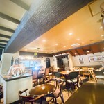 グチ - 昭和からある喫茶店。天井の色、ヤニだよね笑　こーゆーのがイイ