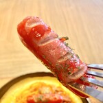 やば珈琲店 - 赤ウインナーリフト