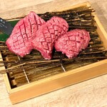 俺之燒肉 博多 - 俺の上厚切りタン（3枚）