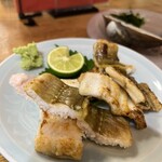 百足家 - 穴子白焼き