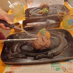 炭焼きレストランさわやか - げんこつハンバーグ250g調理中