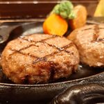 炭焼きレストランさわやか 御殿場プレミアム・アウトレット店 - げんこつハンバーグ250g調理終了
