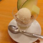 炭焼きレストランさわやか - クラウンメロンプリン450円