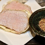 天ぷらと日本酒 明日源 - レア豚ヒレ天