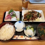 ♪スタミナ焼肉と刺身付定食¥920