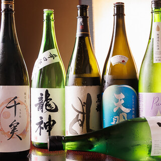 地元愛知の銘酒から月替わりの限定酒まで日本酒をご用意