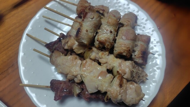 枝幸 やきとり店（えさしやきとりてん） - 糸井（焼き鳥）