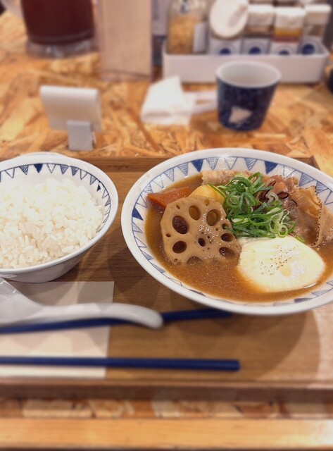 ごちたんページ 豚汁定食専門店ごちとん【公式】🥢 (@gotchton) / X