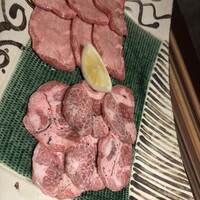 焼肉一頭両騨 町田本店 - 