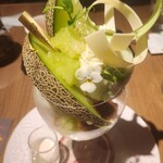 パティスリー&カフェ デリーモ 東京ミッドタウン日比谷店 - メロンのパフェ
