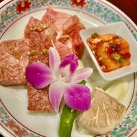 游玄亭 新宿 - 肩ロース厚切り、カルビ、上ミノ、上ホルモン
