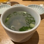 吟醸マグロ - しじみ汁も飲み放題（笑）