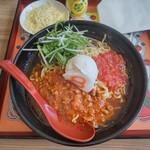 ８番らーめん - 料理写真:クリーミートマト唐麺