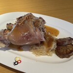 大阪・関西万博　ドイツパビリオン - △Eisbein、その大きさが写真では伝わりにくいのが残念