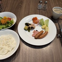 ポム・ダダン - 