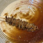 とり源 - 鶏皮…王道ですね♫