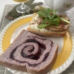 ベーカリー ペニーレイン - 