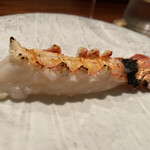 蒼 - 5.長井さかな人　長谷川さんより　
      　赤座海老とビスク
      焼きたてのブリオッシュ
      この店のスペシャリテとのこと