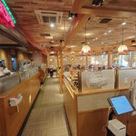 炭焼きレストランさわやか - 炭焼きレストランさわやか 御殿場プレミアム・アウトレット店内観