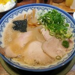 博多とんこつ 天神旗 - 本博多Light