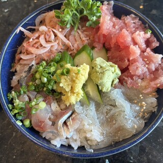 すし廻鮮 うお亭_0