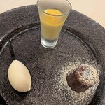 ベ・レギューム・ア・ターブル - 