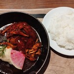 たてしな湖畔エプロンマーク - デミグラスハンバーグセット