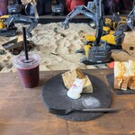 SOLUNA Cafe - 