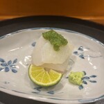 味享 - あこうです。あらいになって身が締まってます。