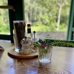 ミンタル  - テーブルフラワーがいい感じ