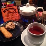 イプソファクト - 第３回ウラなんば文化祭☆５軒目
お好きな紅茶とスコーン