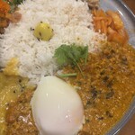 SPICECURRY KERAKU - 右、レモンバターチキンキーマカレー