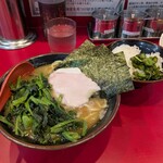 横浜ラーメン おか本 - 