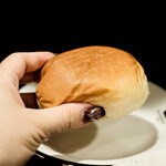 アンディアーモ アッラ ウシータ - ランチセットのパン