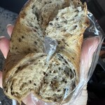 パン屋航路 - セサミオニオンベーグル