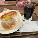 マルジュー - ふんわりマロン・ふわとろクリームパン・アイスコーヒー