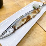 北のどんぶり屋 滝波食堂 - 生さんまの塩焼 1尾 660円