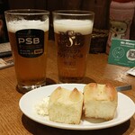 大衆イタリアン ナポリマン - お通しのパン