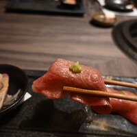 近江うし焼肉 にくTATSU 日本橋室町店 - 