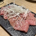 焼肉乃 富士吉 - カメノコの炙り刺し