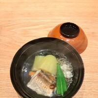 つむぐいと - 炙りカマスと加茂茄子のお椀