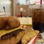 BAKERY & BURGER JB's TOKYO 府中店 - 