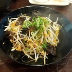 醤武屋 - キクラゲもやし炒め