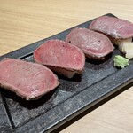 野菜巻き串・直送鮮魚の個室居酒屋 SHIKIBU - 尾崎牛肉寿司